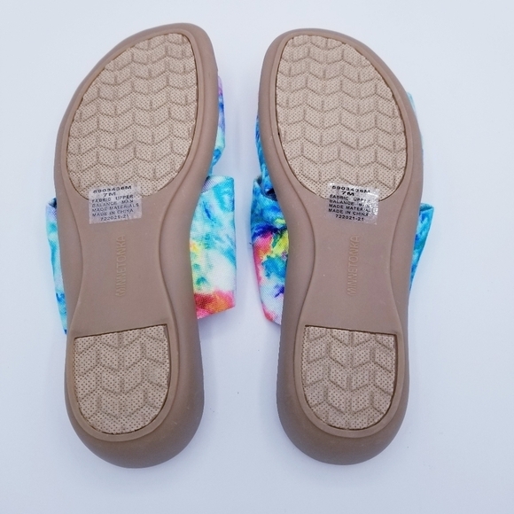 Minnetonka Tie Dye Sarong Sandals NWOT size 7 - Picture 7 of 10